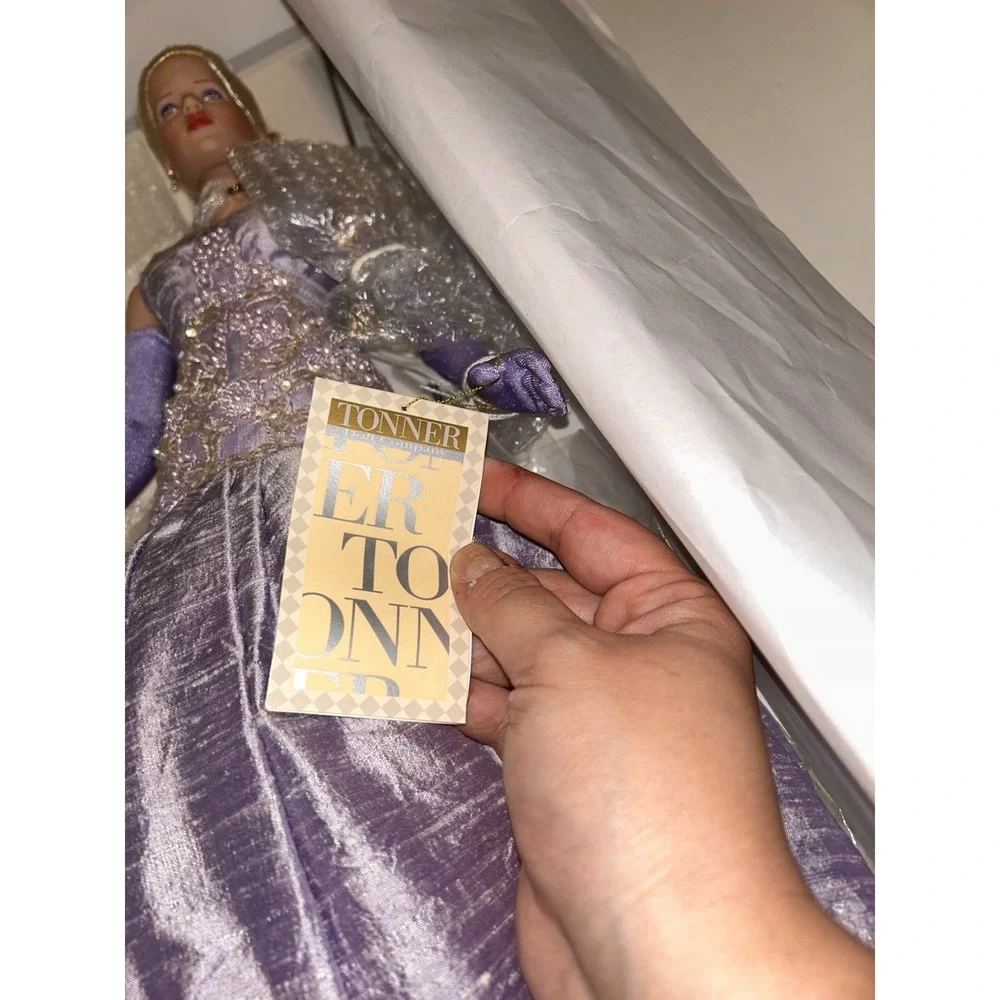 Robert Tonner Doll IRIS Limited Edition 19